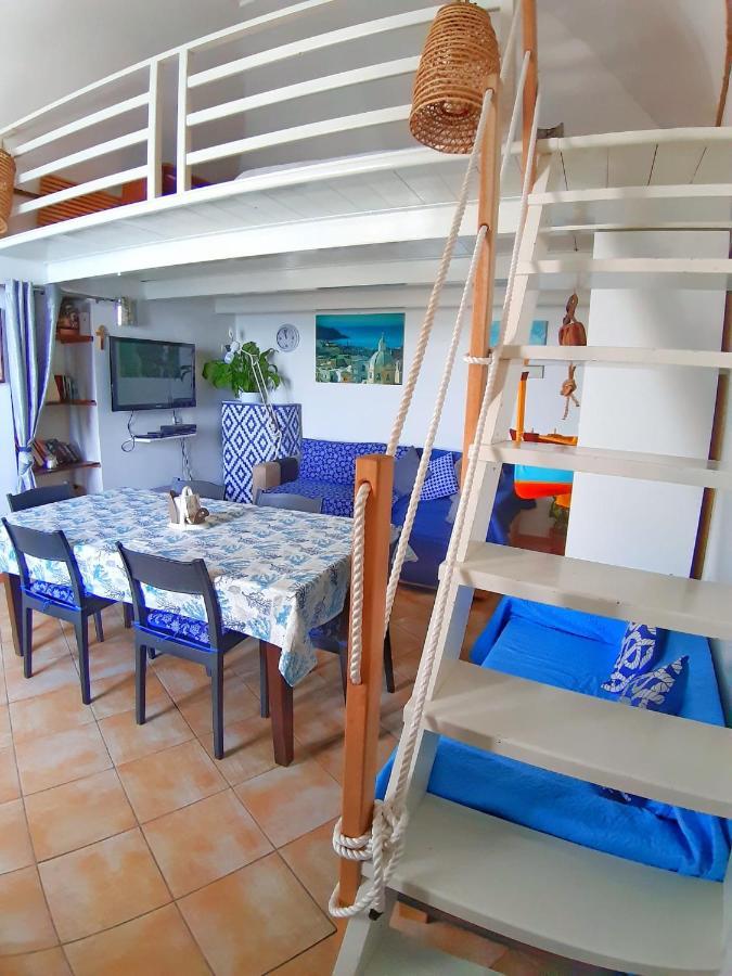 La Casa Azzurra Lejlighed Procida Eksteriør billede
