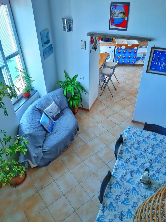 La Casa Azzurra Lejlighed Procida Eksteriør billede