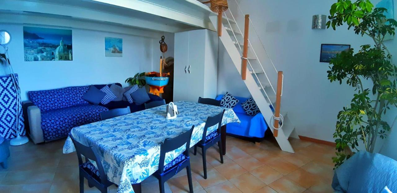 La Casa Azzurra Lejlighed Procida Eksteriør billede