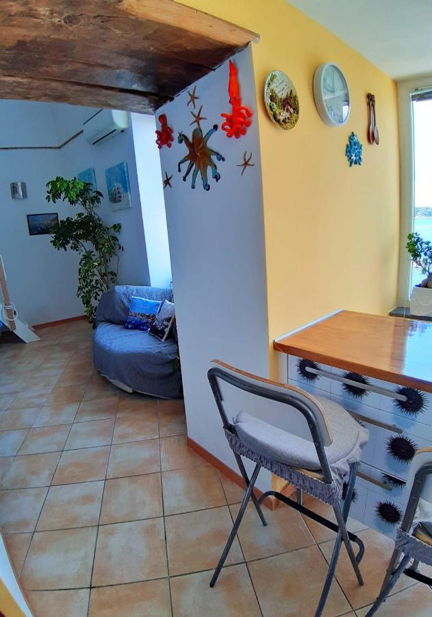 La Casa Azzurra Lejlighed Procida Eksteriør billede